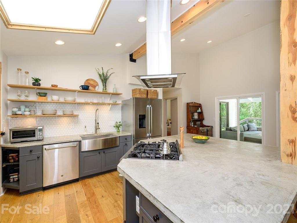 11316 5 Cedars Road Charlotte, NC 28226 - Photo 8 of 34 Gallery Image 8