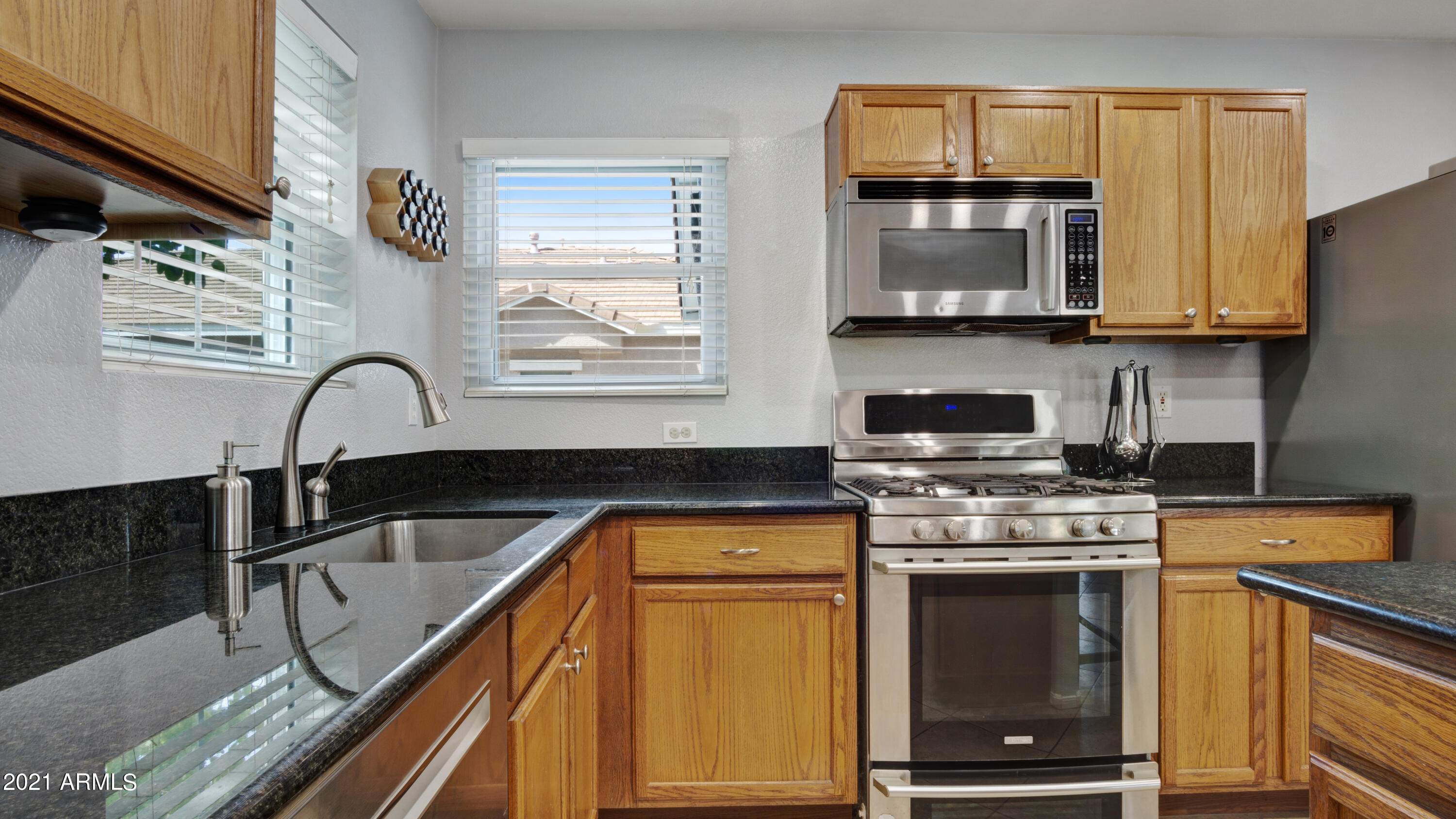2771 South Sailors Way Gilbert, AZ 85295 - Photo 7 of 38 Interior7