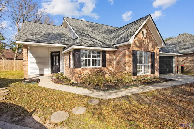 $242,000 | 102 Eldorado Court, Lafayette, LA 70503