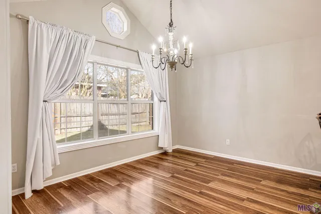 $242,000 | 102 Eldorado Court, Lafayette, LA 70503