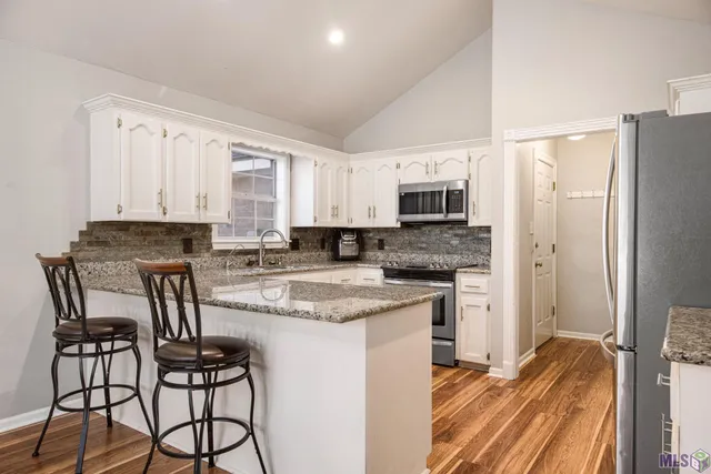 $242,000 | 102 Eldorado Court, Lafayette, LA 70503