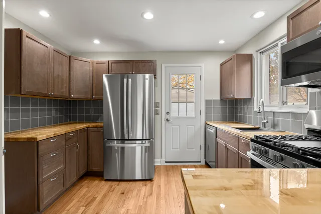 $340,000 | 23045 Murray Street, Dearborn, MI 48128