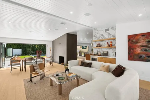 $5,285,000 | 2501 Via Marina, Newport Beach, CA 92660