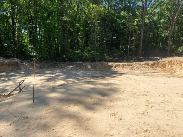 $699,900 | 14940 Kelly Street, Spring Lake, MI 49456