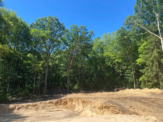 $699,900 | 14940 Kelly Street, Spring Lake, MI 49456