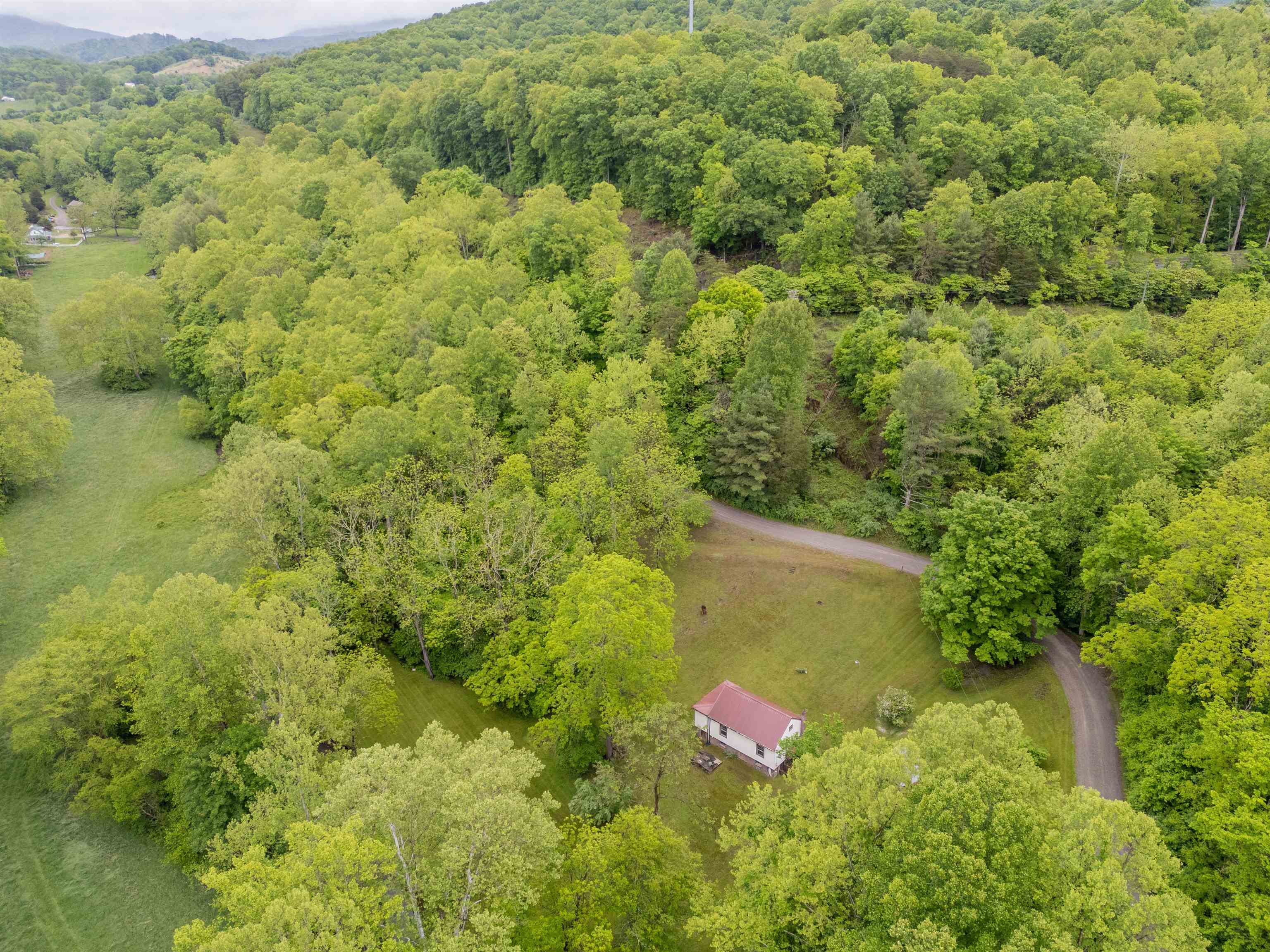 154 Wabash Road Staffordsville, VA 24167 - Photo 49 of 57 Gallery Image 49