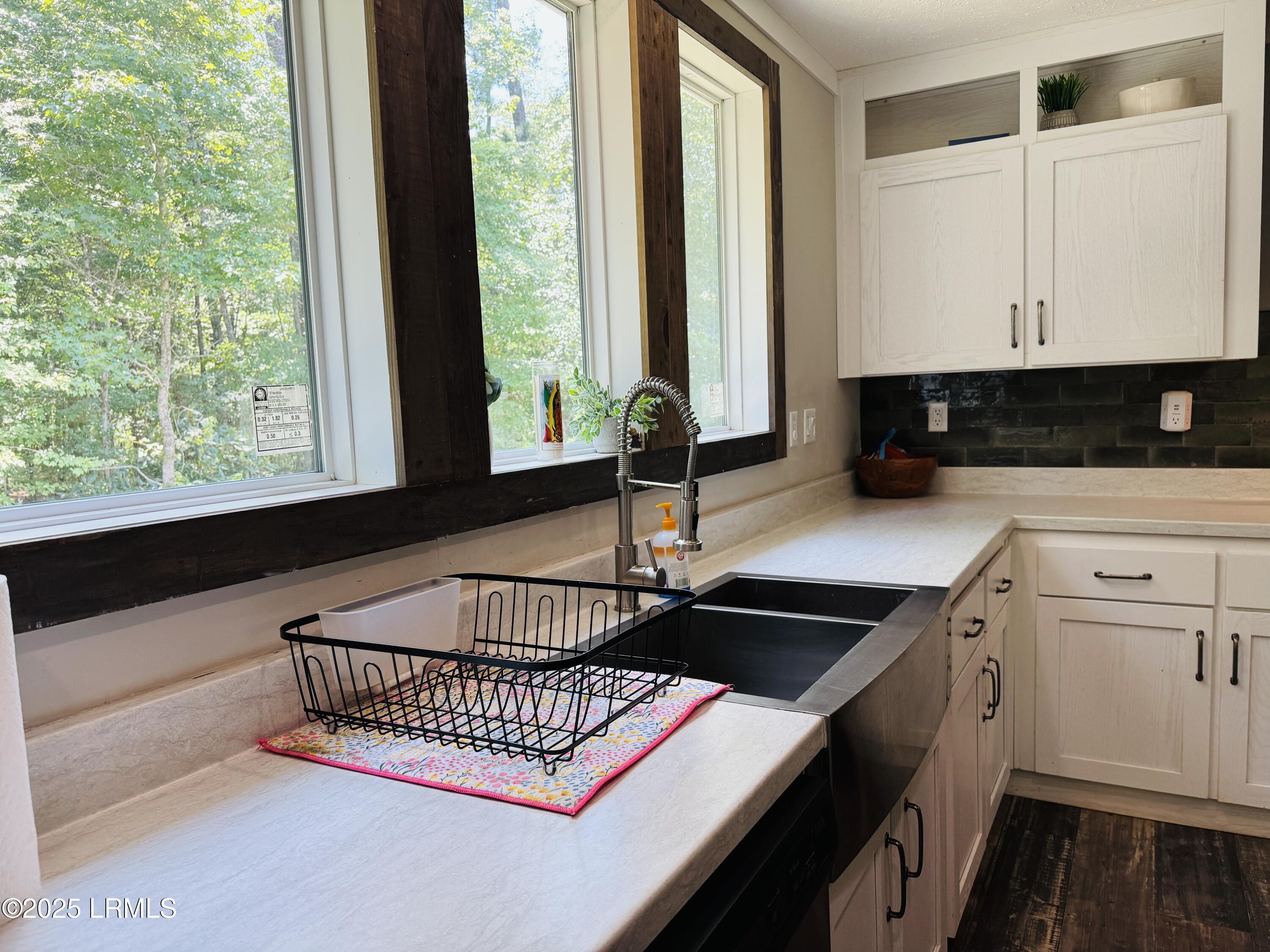 661 County Rd S-25-703 Estill, SC 29918 - Photo 6 of 37 IMG_4306