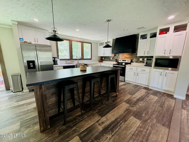 $285,000 | 661 County Rd S-25-703, Estill, SC 29918