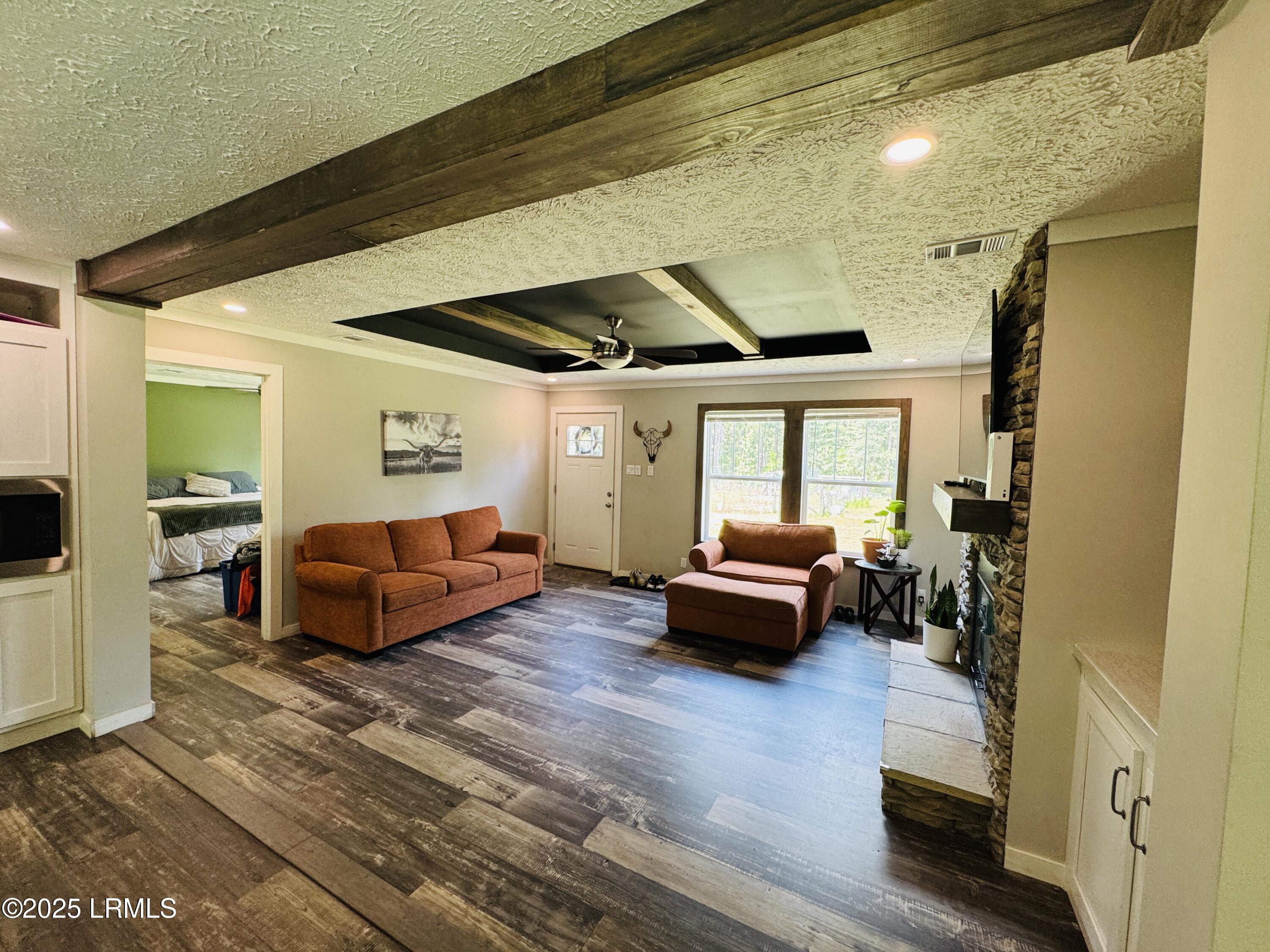 661 County Rd S-25-703 Estill, SC 29918 - Photo 10 of 37 IMG_4325