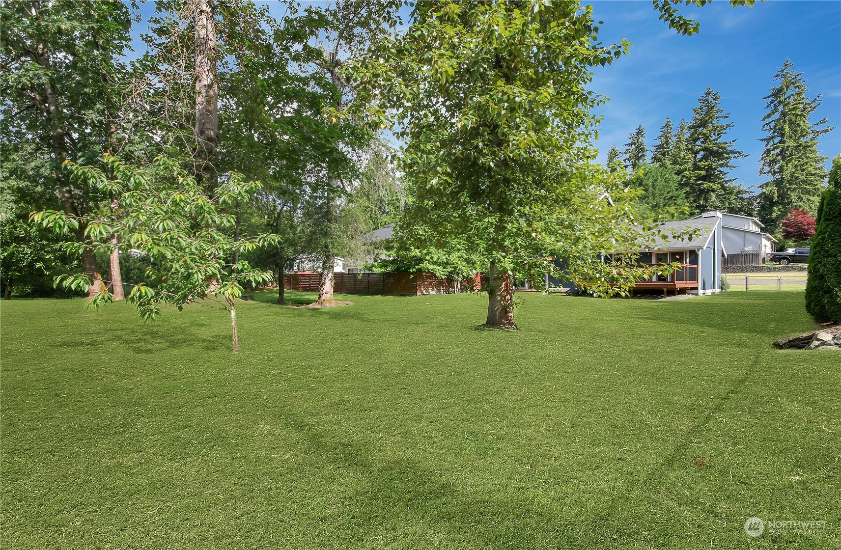 17311 117th Avenue Southeast Renton, WA 98058 - Photo 28 of 30 Gallery Image 28