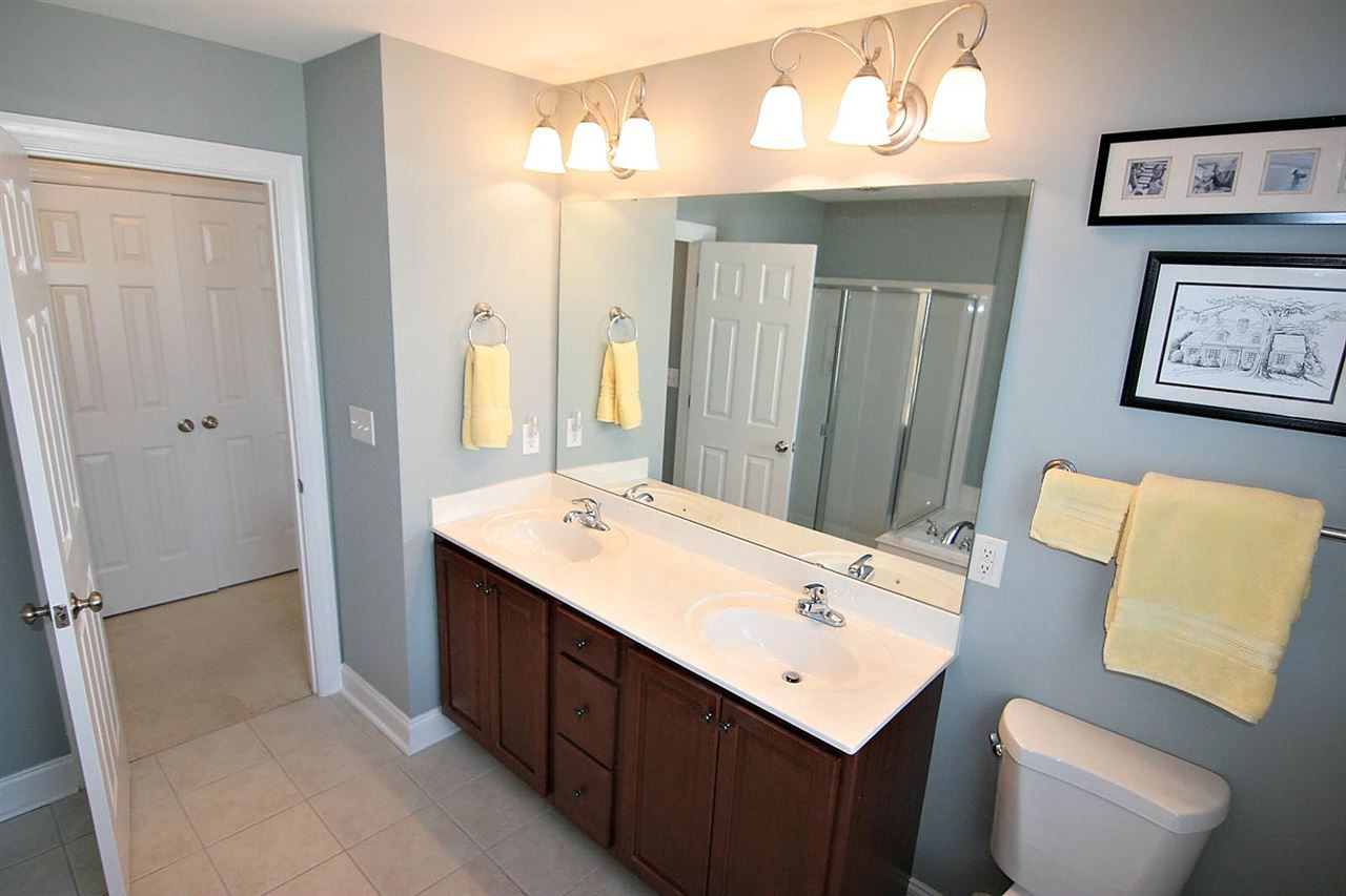 2505 St Paul's Square Raleigh, NC 27614 - Photo 14 of 25 Master Bath/Spa