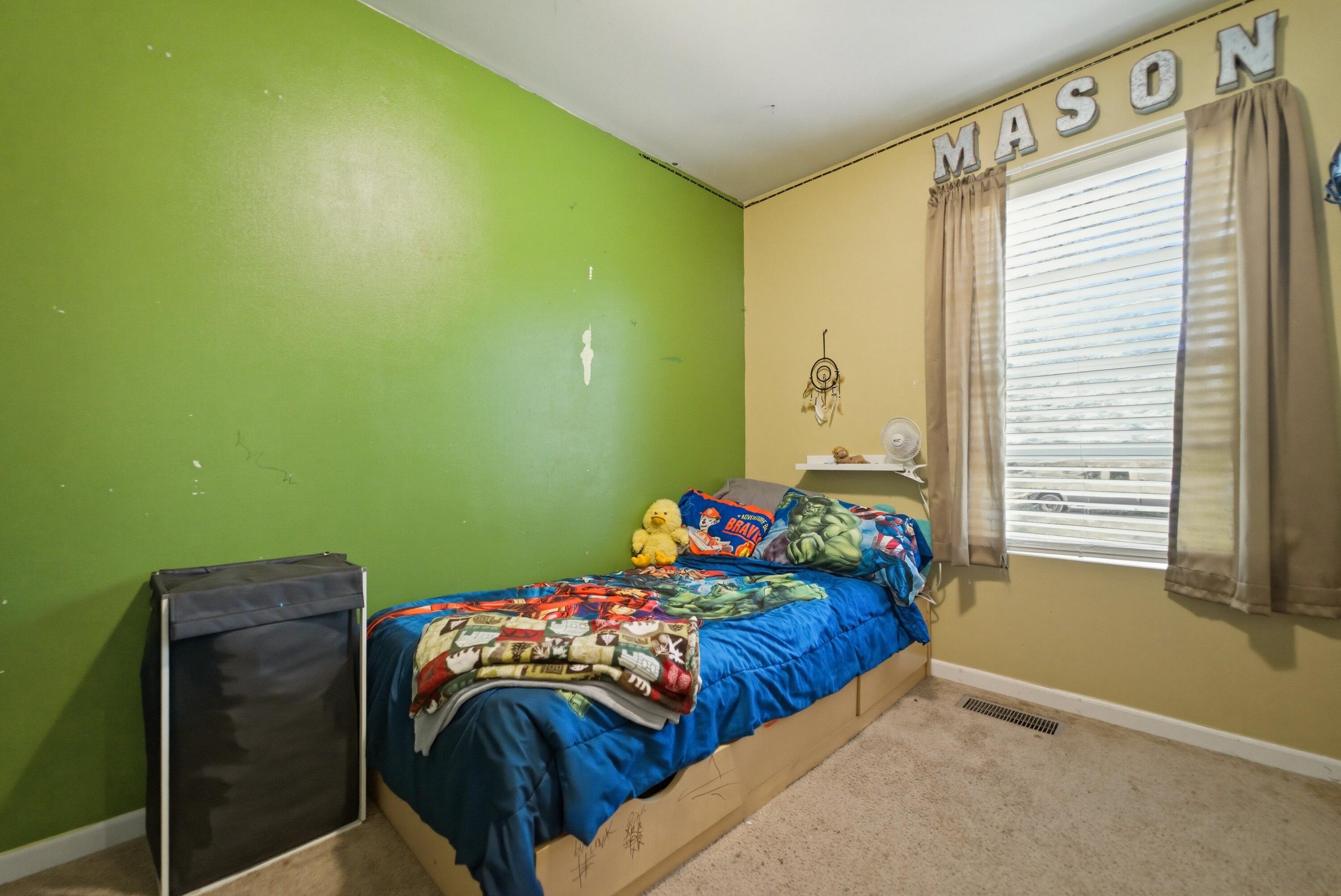 427 Nantucket Road Valparaiso, IN 46385 - Photo 11 of 18 3000x2005