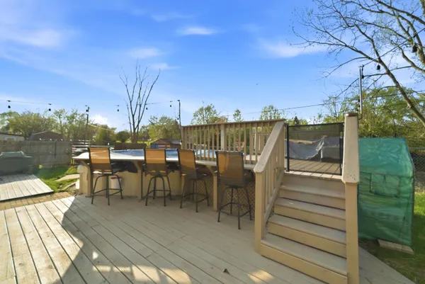 $239,900 | 427 Nantucket Road, Valparaiso, IN 46385