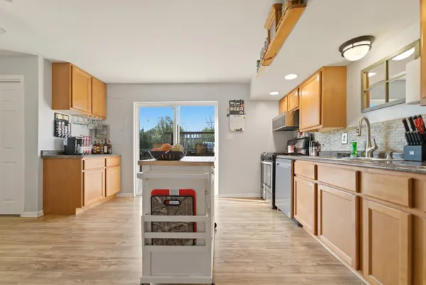 $239,900 | 427 Nantucket Road, Valparaiso, IN 46385