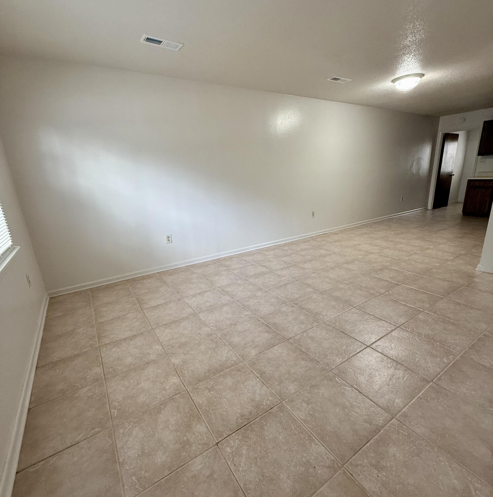 17 Magnolia Avenue Southeast, Unit A Fort Walton Beach, FL 32548 - Photo 14 of 14 IMG_5291