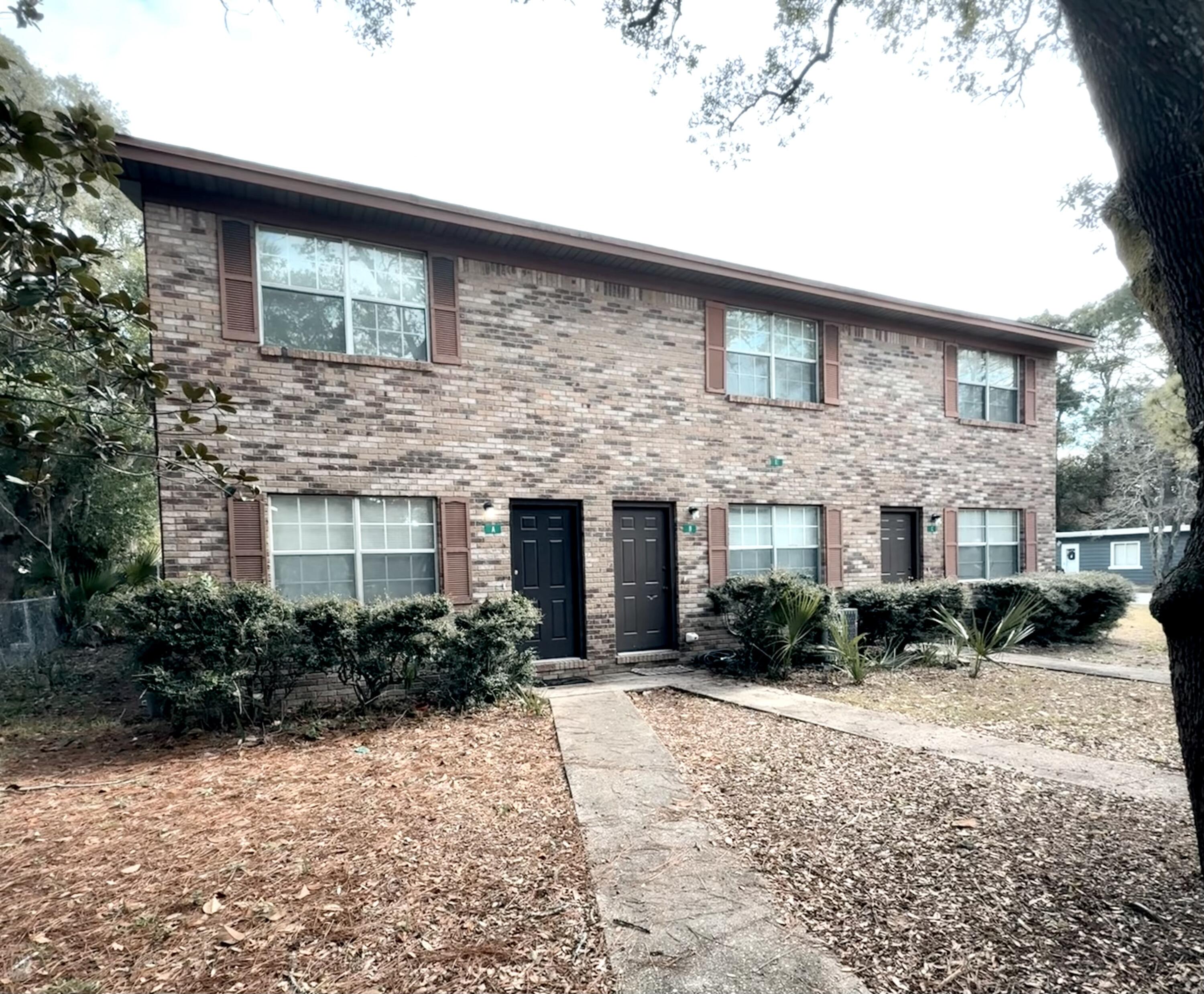 17 Magnolia Avenue Southeast, Unit A Fort Walton Beach, FL 32548 - Photo 2 of 14 IMG_5308