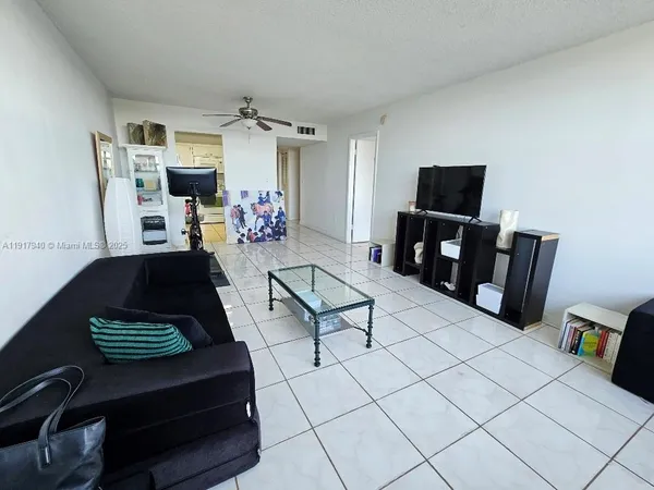 $165,000 | 1200 Northeast Miami Gardens Drive, Unit 605W, Miami, FL 33179