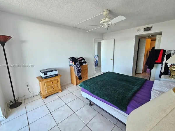 $165,000 | 1200 Northeast Miami Gardens Drive, Unit 605W, Miami, FL 33179