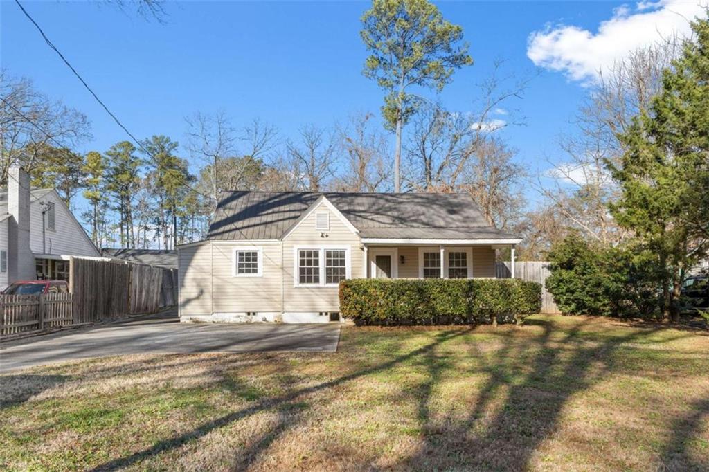 724 Charlton Street Northwest Rome, GA 30165 - Photo 1 of 17