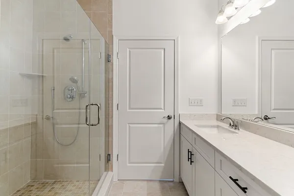 $1,236,555 | 13 Lloyd Circle, Unit 38, Norton, MA 02766