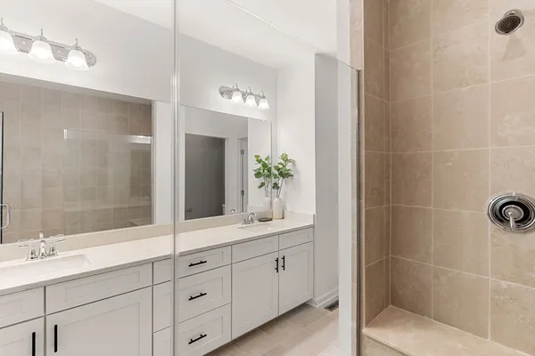 $1,236,555 | 13 Lloyd Circle, Unit 38, Norton, MA 02766