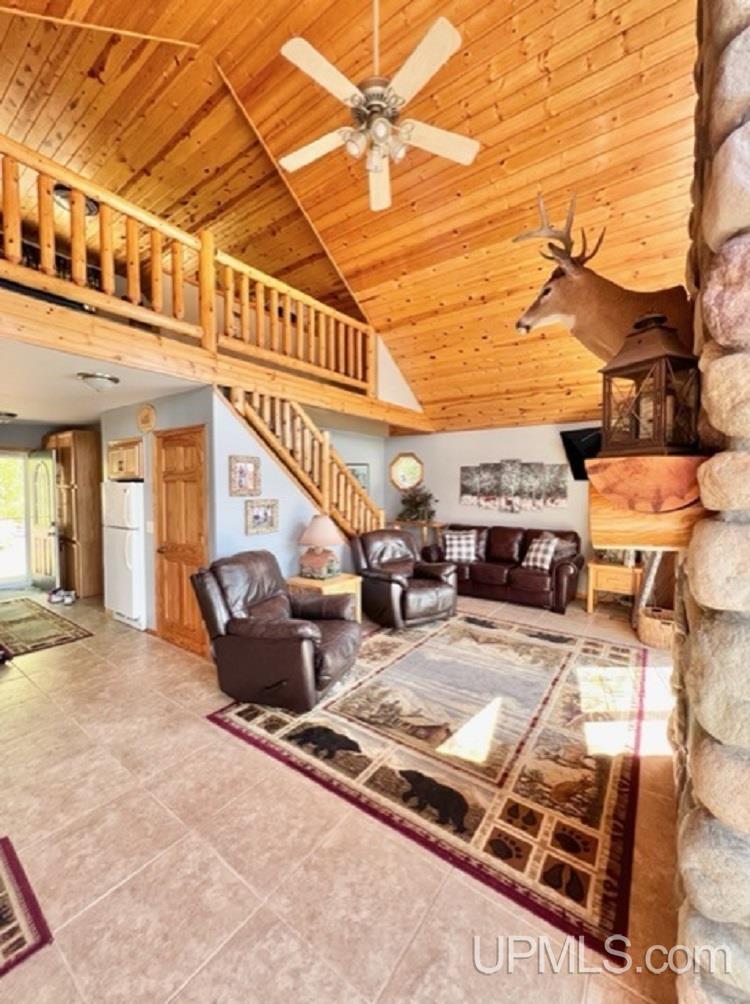 21330 Long Lake Road Ishpeming, MI 49849 - Photo 2 of 39
