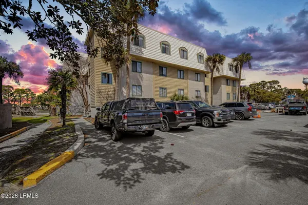 $349,900 | 195 Beach Club Villa Drive, Unit 195, Fripp Island, SC 29920
