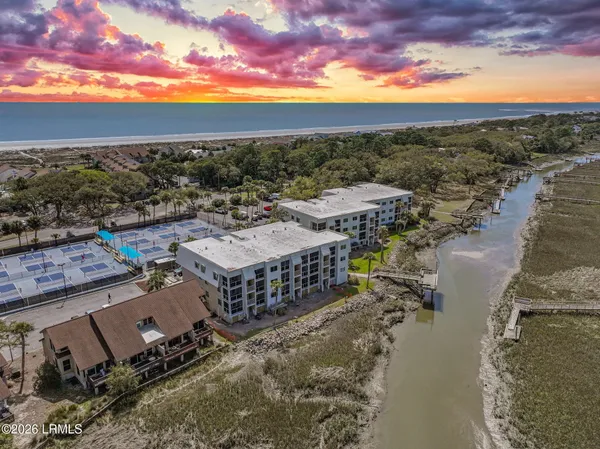 $349,900 | 195 Beach Club Villa Drive, Unit 195, Fripp Island, SC 29920