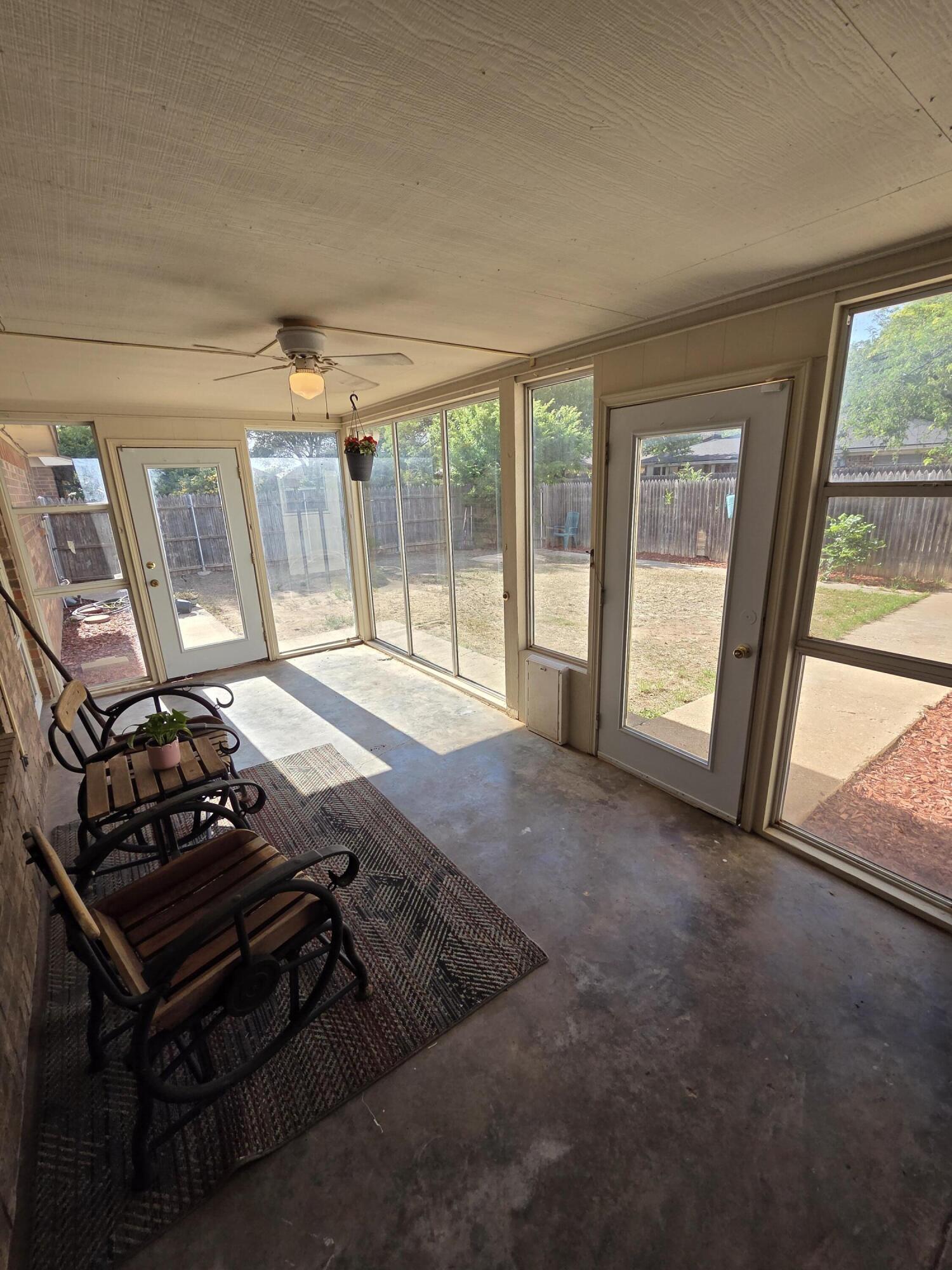 5224 73rd Street Lubbock, TX 79424 - Photo 17 of 18 Sunroom