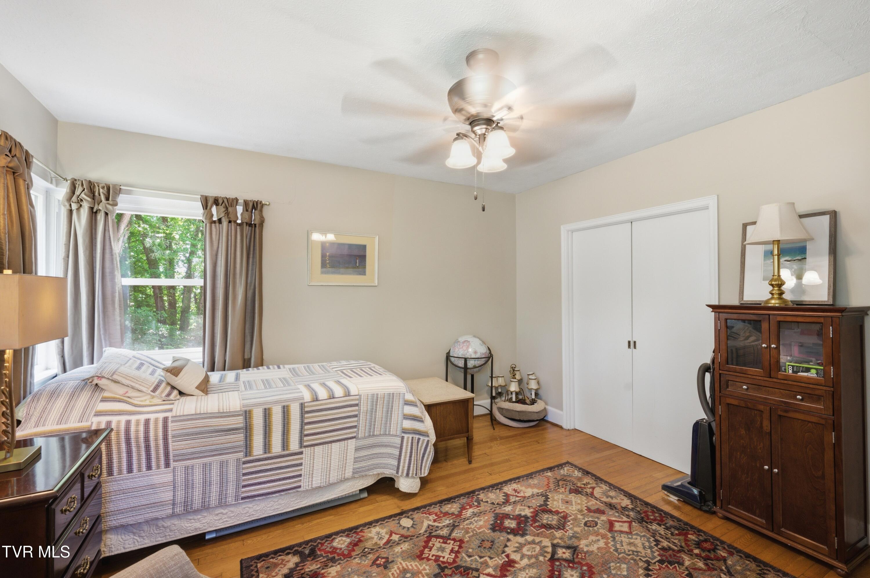 545 Green Hill Road Bristol, VA 24201 - Photo 34 of 60 DSC_0525