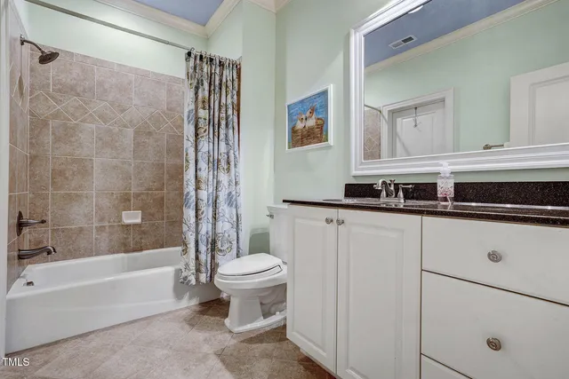 an aerial view of residential house with outdoor space and lake view