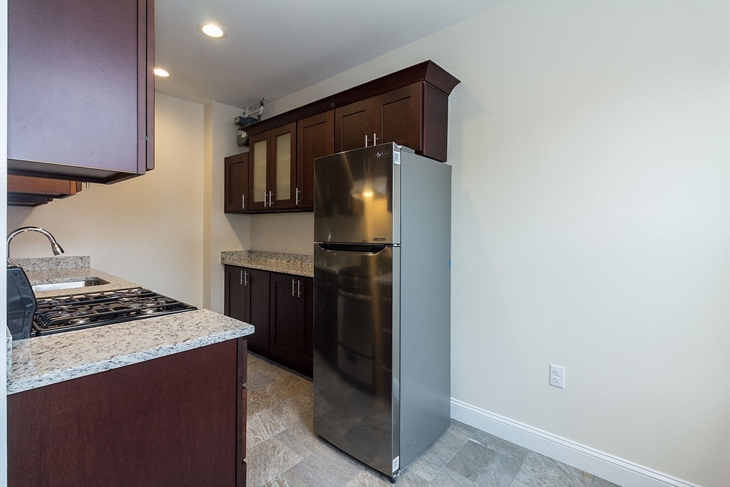 33 Walbridge Street, Unit 14 Boston, MA 02134 - Photo 5 of 13