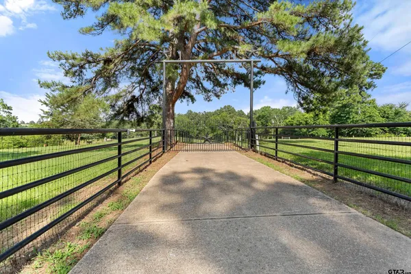 $1,345,000 | 19678-c R 4125 C R 4125, Lindale, TX 75771