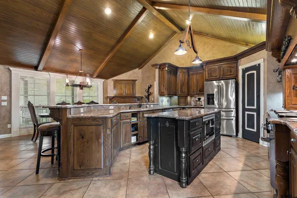 $1,345,000 | 19678-c R 4125 C R 4125, Lindale, TX 75771