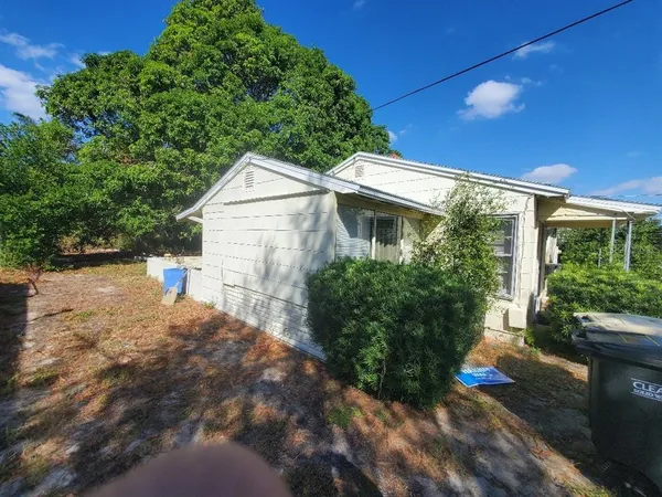 $199,000 | 1734 Fulton Avenue, Clearwater, FL 33755