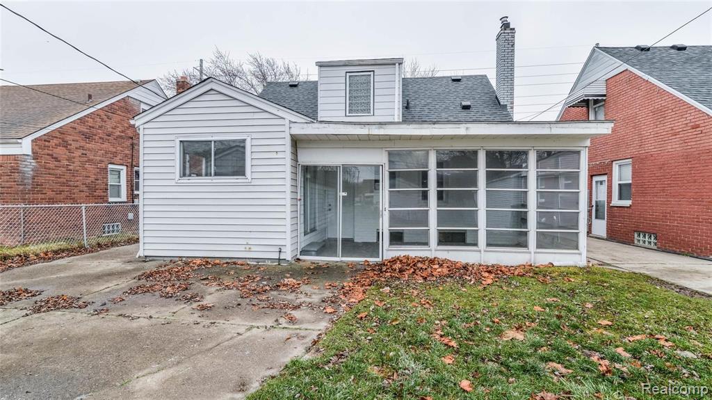 16741 East 8 Mile Road Eastpointe, MI 48021 - Photo 27 of 31