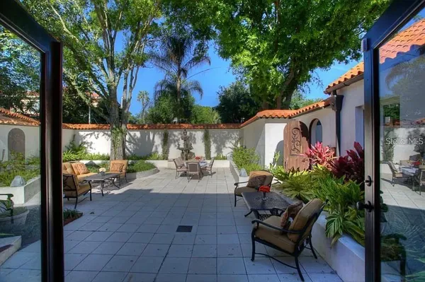 $30,000 | 100 West Davis Boulevard, Tampa, FL 33606