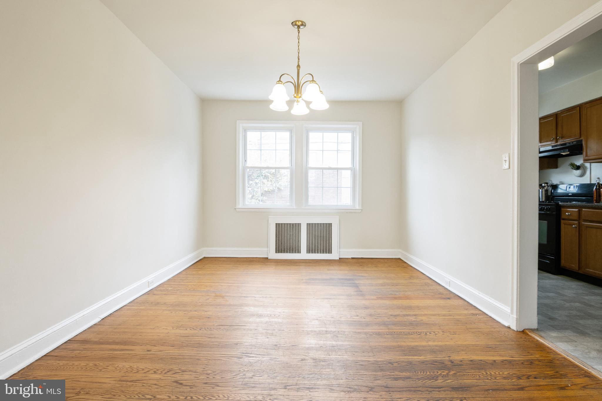 4618 Marble Hall Road Baltimore, MD 21239 - Photo 8 of 38
