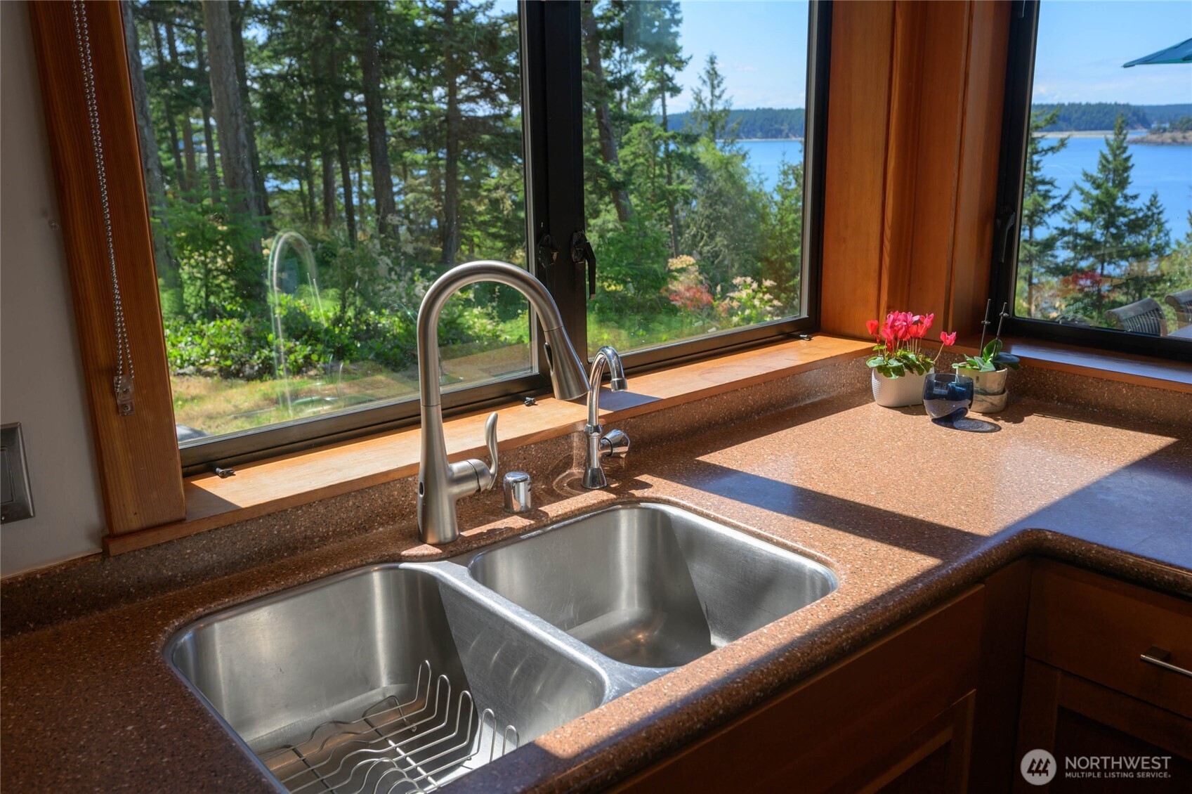 405 Northwest Thatcher Pass Road Decatur Island, WA 98221 - Photo 9 of 40