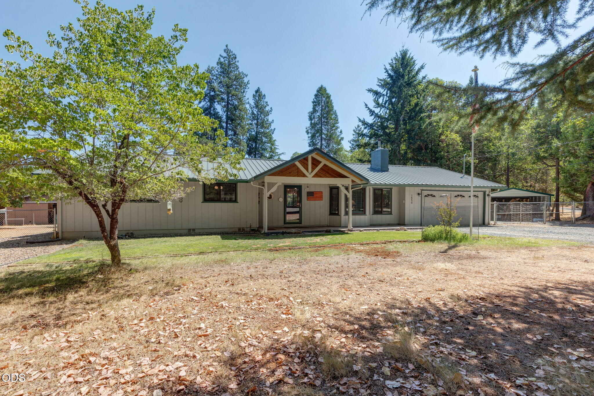 1650 Queens Branch Road Rogue River, OR 97537 - Photo 2 of 78 Gallery Image 2
