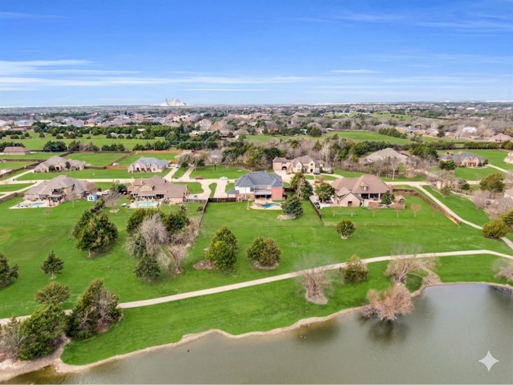 3530 Pleasantville Road Midlothian, TX 76065 - Photo 37 of 40 a view of a city