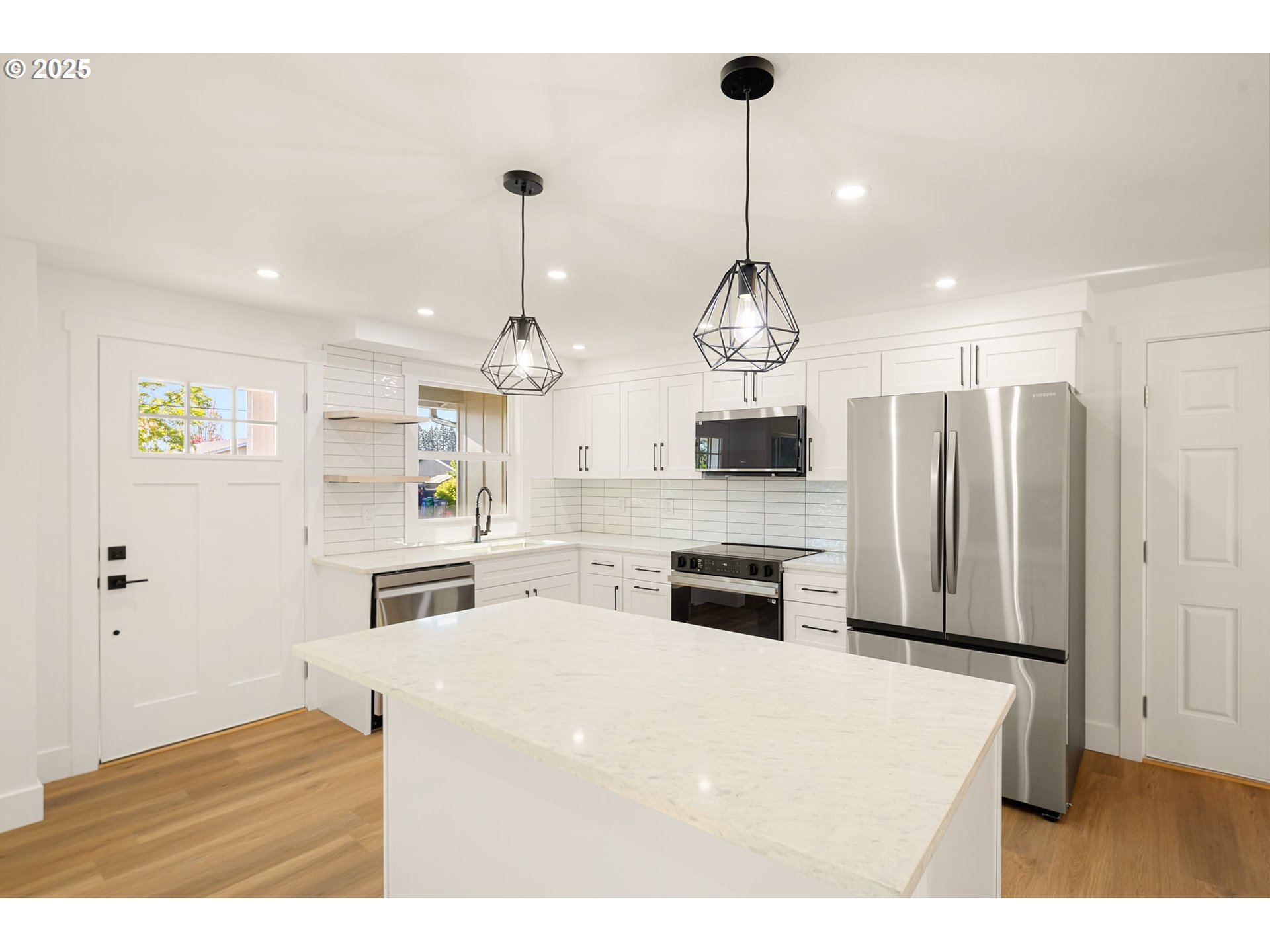 2091 4 Oaks Grange Road Eugene, OR 97405 - Photo 12 of 34