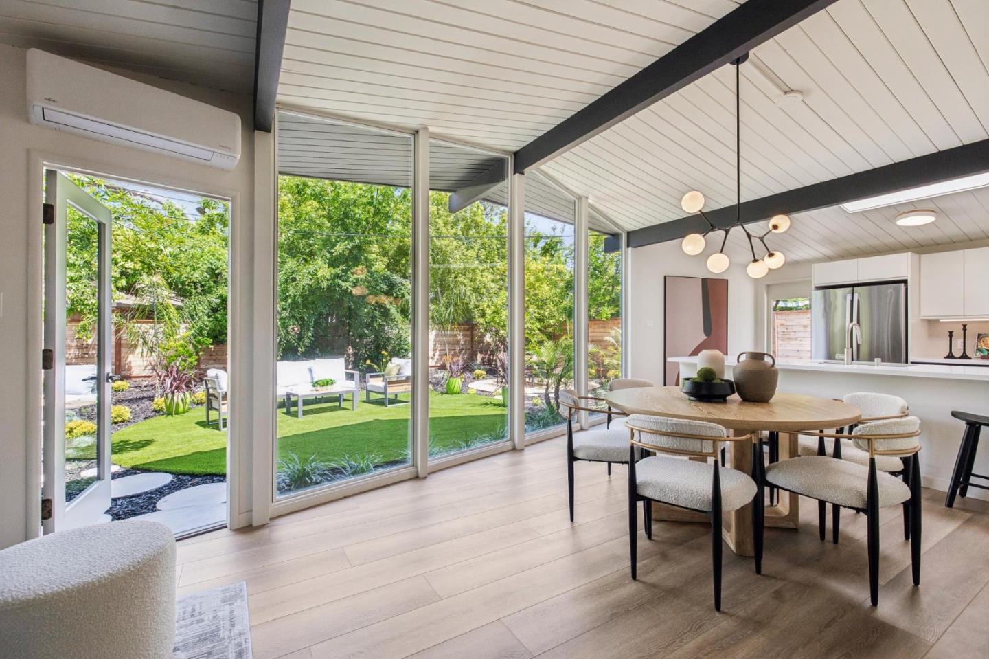 2731 Greer Road Palo Alto, CA 94303 - Photo 13 of 52