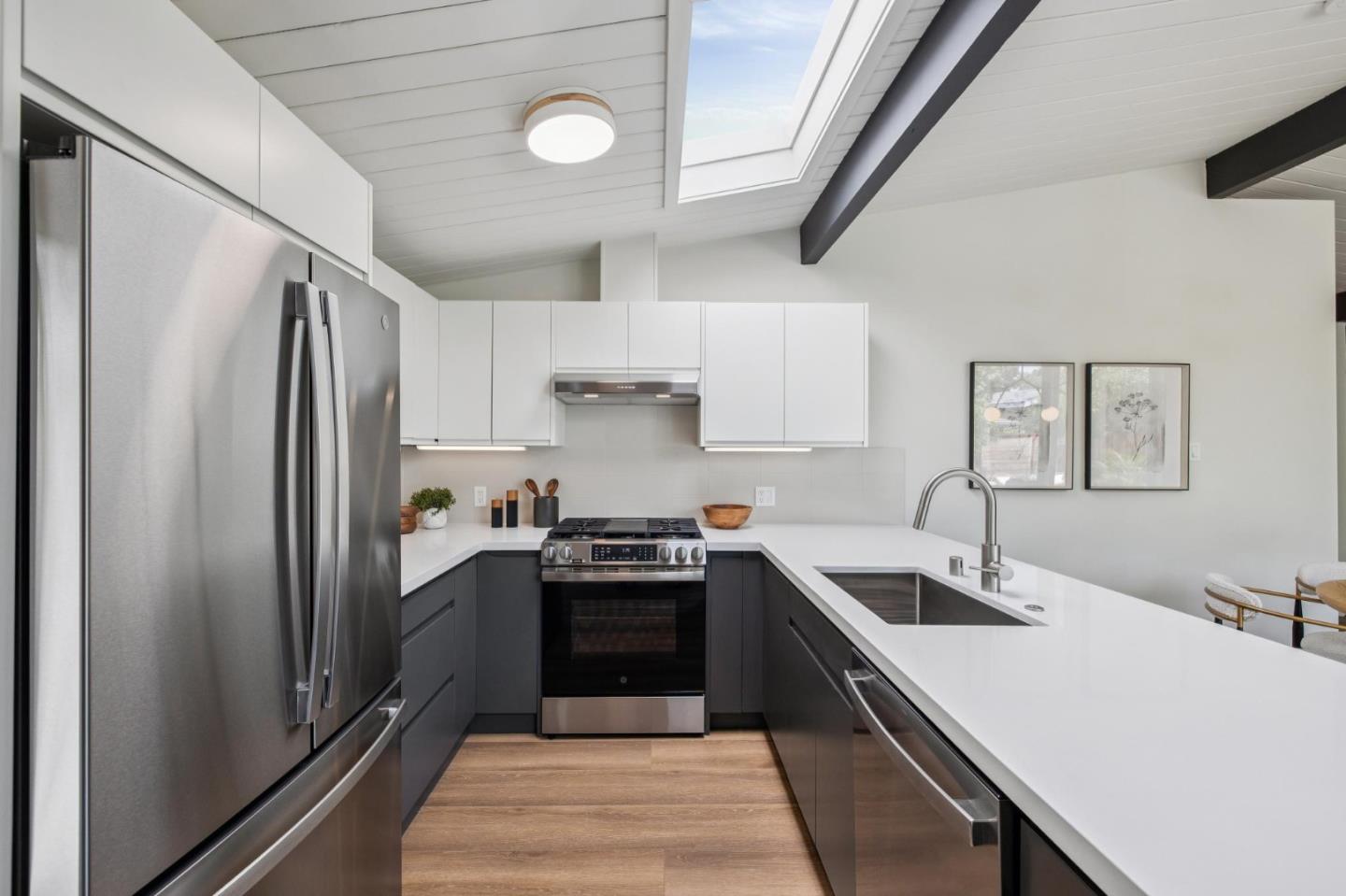 2731 Greer Road Palo Alto, CA 94303 - Photo 23 of 52