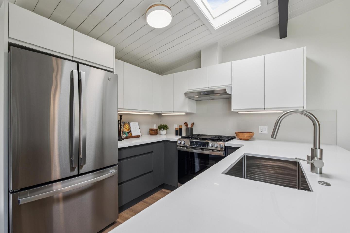 2731 Greer Road Palo Alto, CA 94303 - Photo 24 of 52