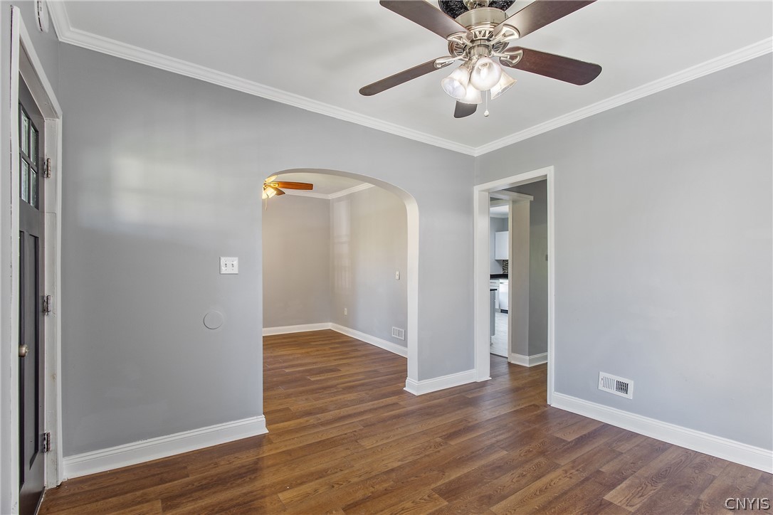 203 Maple Street Syracuse, NY 13210 - Photo 7 of 46