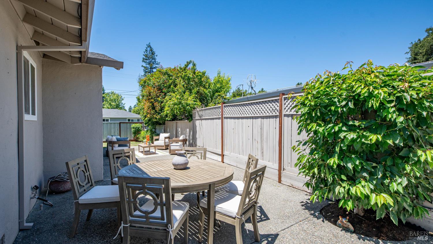 10 Corte Roble Novato, CA 94949 - Photo 33 of 34