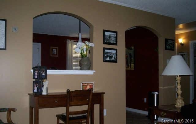 4614 Connecting Road Charlotte, NC 28209 - Photo 4 of 5