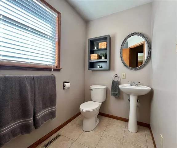 $650,000 | 12998 Private Drive 3394, Savannah, MO 64485