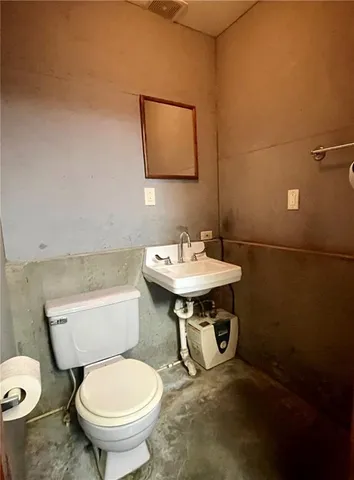 $650,000 | 12998 Private Drive 3394, Savannah, MO 64485